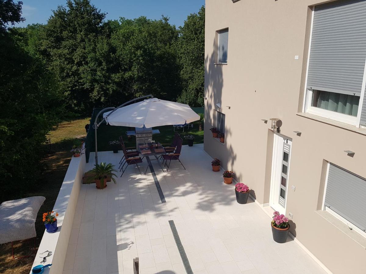 Zagar Apartment Porec Ngoại thất bức ảnh
